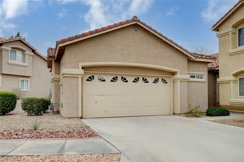 36 Alyson Pond Cir, Henderson, NV 89012