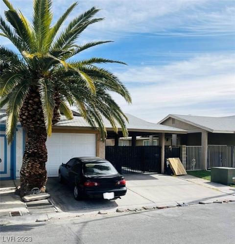 2305 Viva Cir, Las Vegas, NV 89108