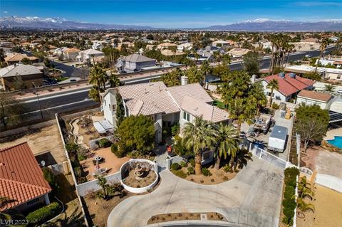 81 Laura Kay St, Las Vegas, NV 89110