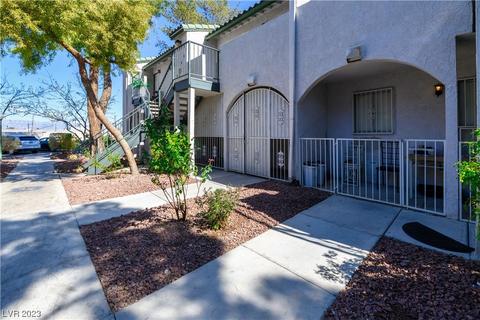 2480 Old Forge Ln #67, Las Vegas, NV 89121