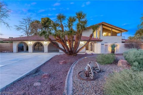 2562 Casey Dr, Las Vegas, NV 89120