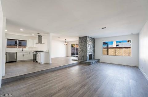 7600 Pheasant Ln, Las Vegas, NV 89145