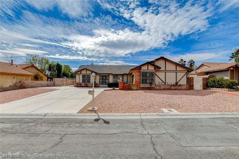 3263 Palmdesert Way, Las Vegas, NV 89120