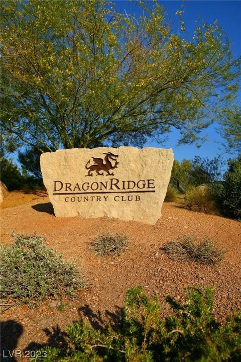 507 Rock Peak Dr, Henderson, NV 89012