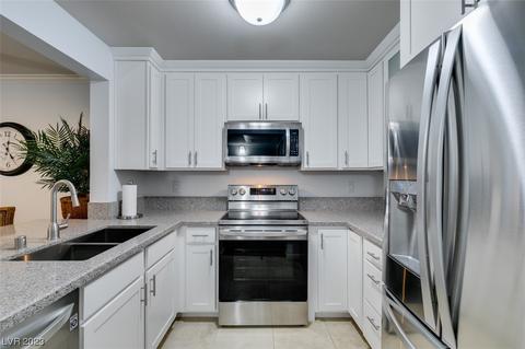 2121 Sealion Dr #107, Las Vegas, NV 89128