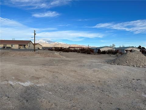 1061 S Indio Ct, Pahrump, NV 89048