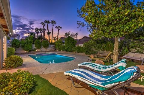 2032 Shadow Brook Way, Henderson, NV 89074