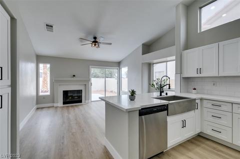 2336 Bloomington Dr, Las Vegas, NV 89134