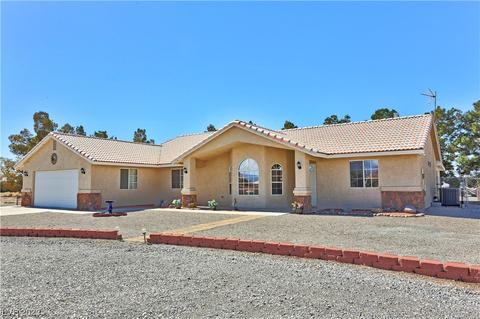 2255 Mount Charleston Dr, Pahrump, NV 89048