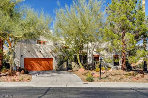 8200 Soaring Owl Ave, Las Vegas, NV 89129