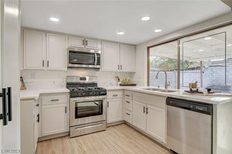 1501 Meyer St, Las Vegas, NV 89101