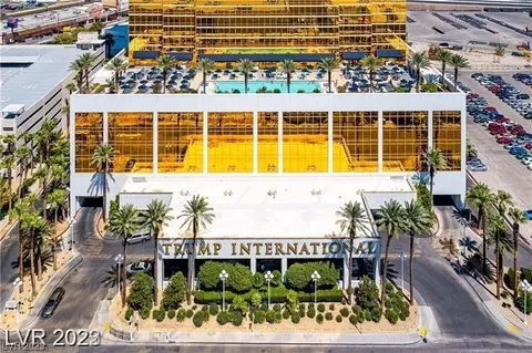 2000 N Fashion Show Dr #4215, Las Vegas, NV 89109