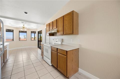 1831 Maricopa Dr, Laughlin, NV 89029 photo 8