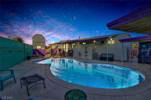 2221 Glenwood Ln, Las Vegas, NV 89156