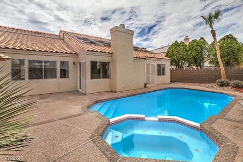 904 Serpentina Ave, Las Vegas, NV 89123