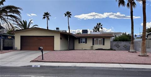 932 Palmhurst Dr, Las Vegas, NV 89145