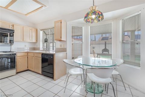 2612 Island Brook Dr, Las Vegas, NV 89108