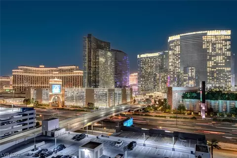 4525 Dean Martin Dr #1112, Las Vegas, NV 89103