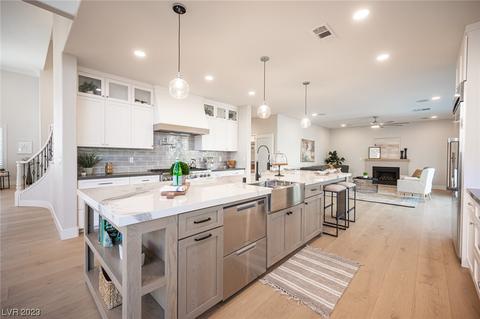 116 Anasazi Dr, Las Vegas, NV 89144