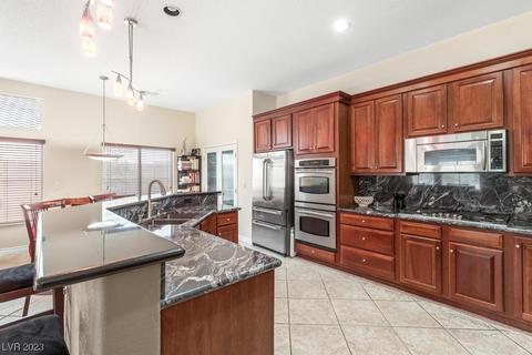 295 Iron Duke Ave, Las Vegas, NV 89183