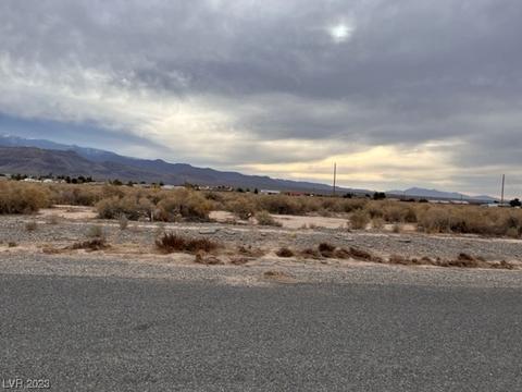 3421 S Underbrush Ave, Pahrump, NV 89048