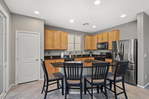954 Harbor Ave, Henderson, NV 89002