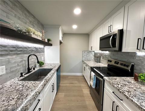 4361 Sanderling Cir #40, Las Vegas, NV 89103