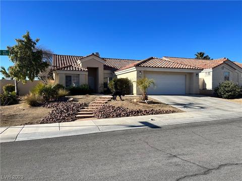 8201 Bolingbrook Ave, Las Vegas, NV 89149