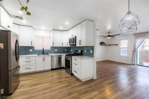 4112 Rocky Beach Dr, Las Vegas, NV 89115