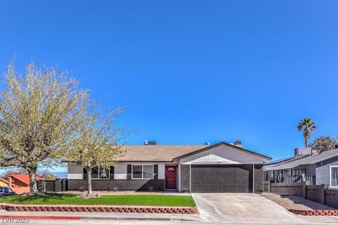 427 Summit Dr, Henderson, NV 89002