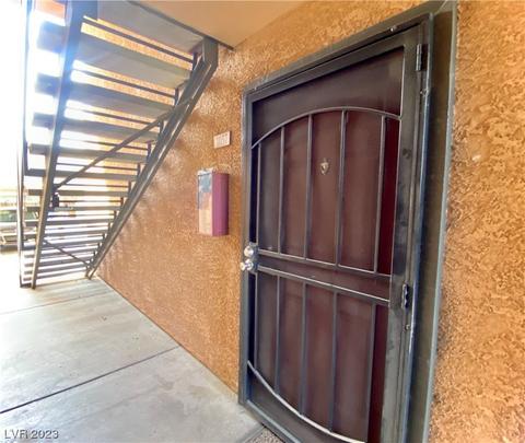 2451 N Rainbow Blvd #1057, Las Vegas, NV 89108