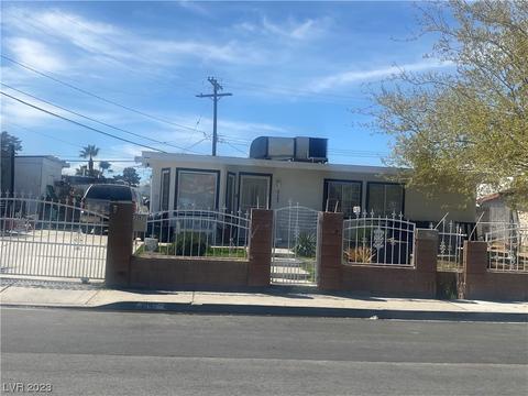 3197 Ferndale St, Las Vegas, NV 89121