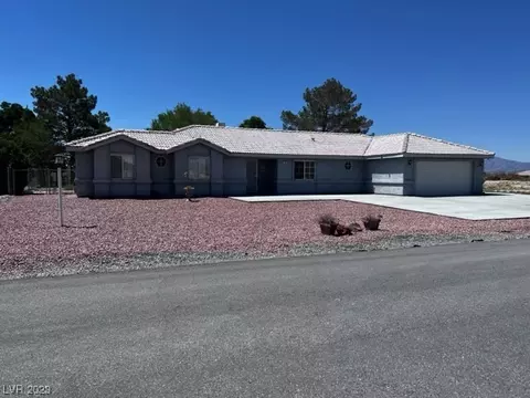 741 Tomahawk Ct, Pahrump, NV 89060