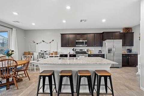 7235 Dazzle Point St, North Las Vegas, NV 89084