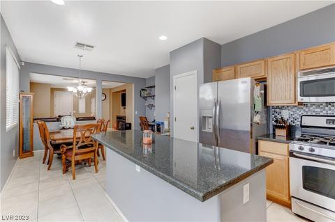 6613 Painted Morning Ave, Las Vegas, NV 89142