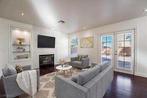 890 Single Tree Dr, Las Vegas, NV 89123