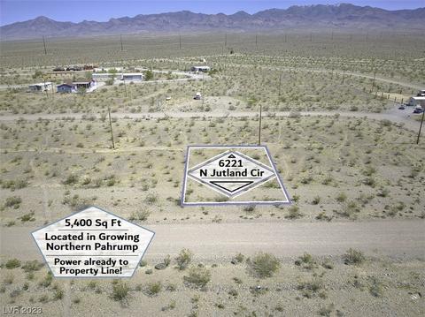 6221 N Jutland Cir, Pahrump, NV 89060
