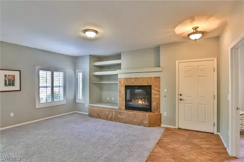 845 Canterra St #1047, Las Vegas, NV 89138