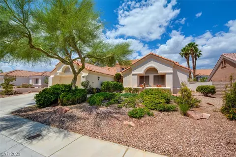 3021 Hawksdale Dr, Las Vegas, NV 89134