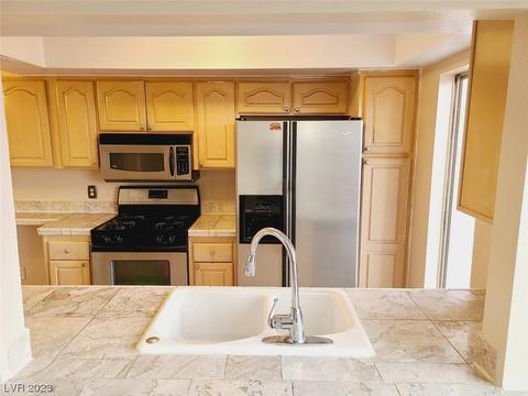 1390 Vegas Valley Dr #34, Las Vegas, NV 89169