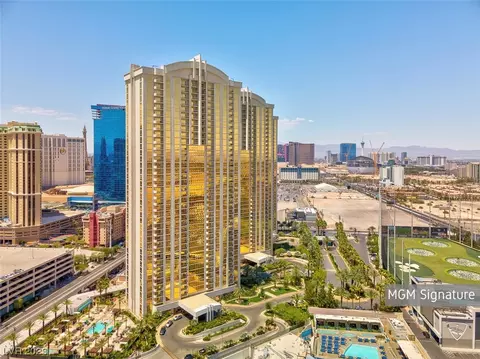 135 E Harmon Ave #714, Las Vegas, NV 89109