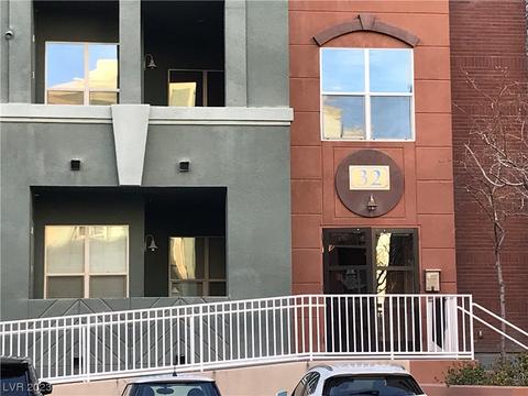 32 E Serene Ave #204, Las Vegas, NV 89123