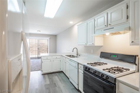 1618 Coyote Run Dr, Henderson, NV 89014 photo 8