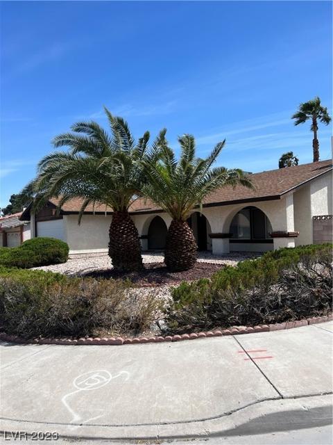 6221 Obannon Dr, Las Vegas, NV 89146