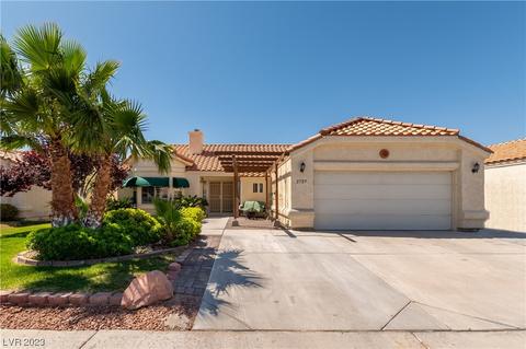 2729 Pinewood Ave, Henderson, NV 89074