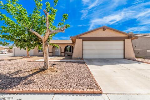 3796 Lone Oak St, Las Vegas, NV 89115