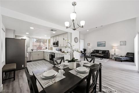 3161 Espanol Dr, Las Vegas, NV 89121