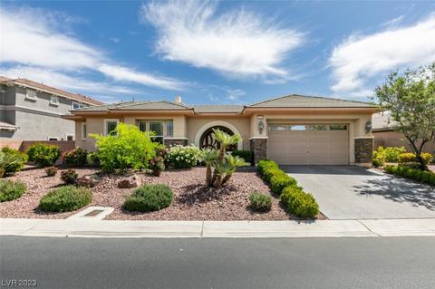8228 Broad Peak Dr, Las Vegas, NV 89131