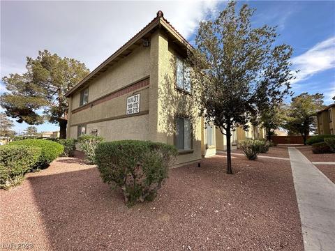 7200 Pirates Cove Rd #2111, Las Vegas, NV 89145