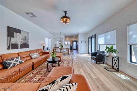 9428 Glendora Valley St, Las Vegas, NV 89178